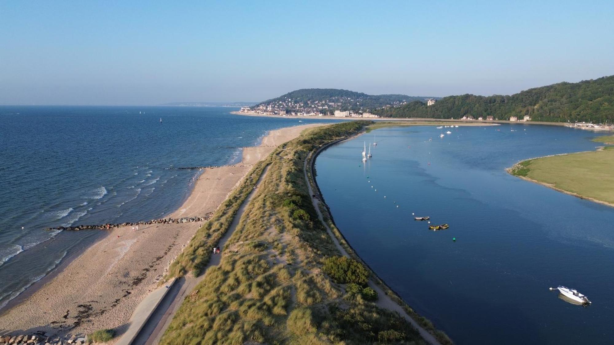 L'Echappee Cabourgeaise Leilighet Eksteriør bilde